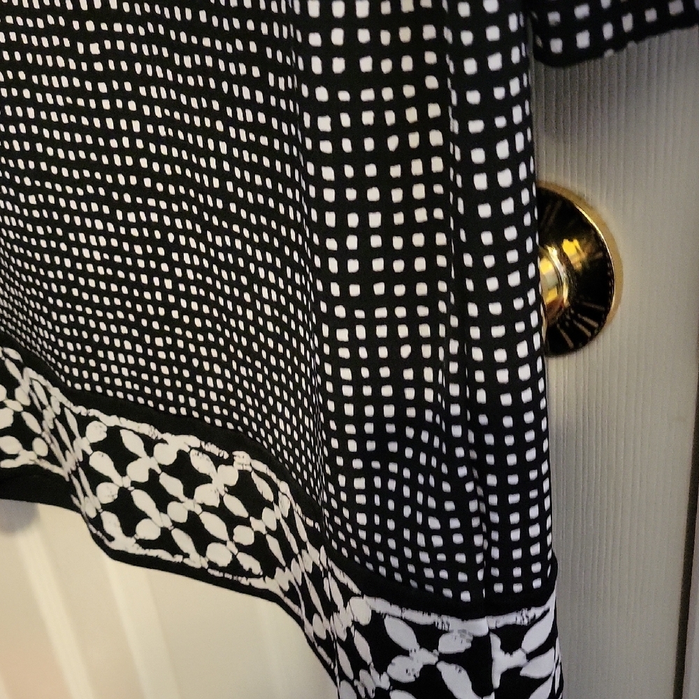Michael Kors Black and White Dress XL Squares - Picture 3 of 5